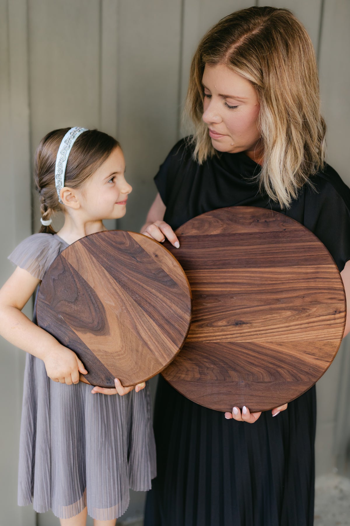 Circle Walnut Board