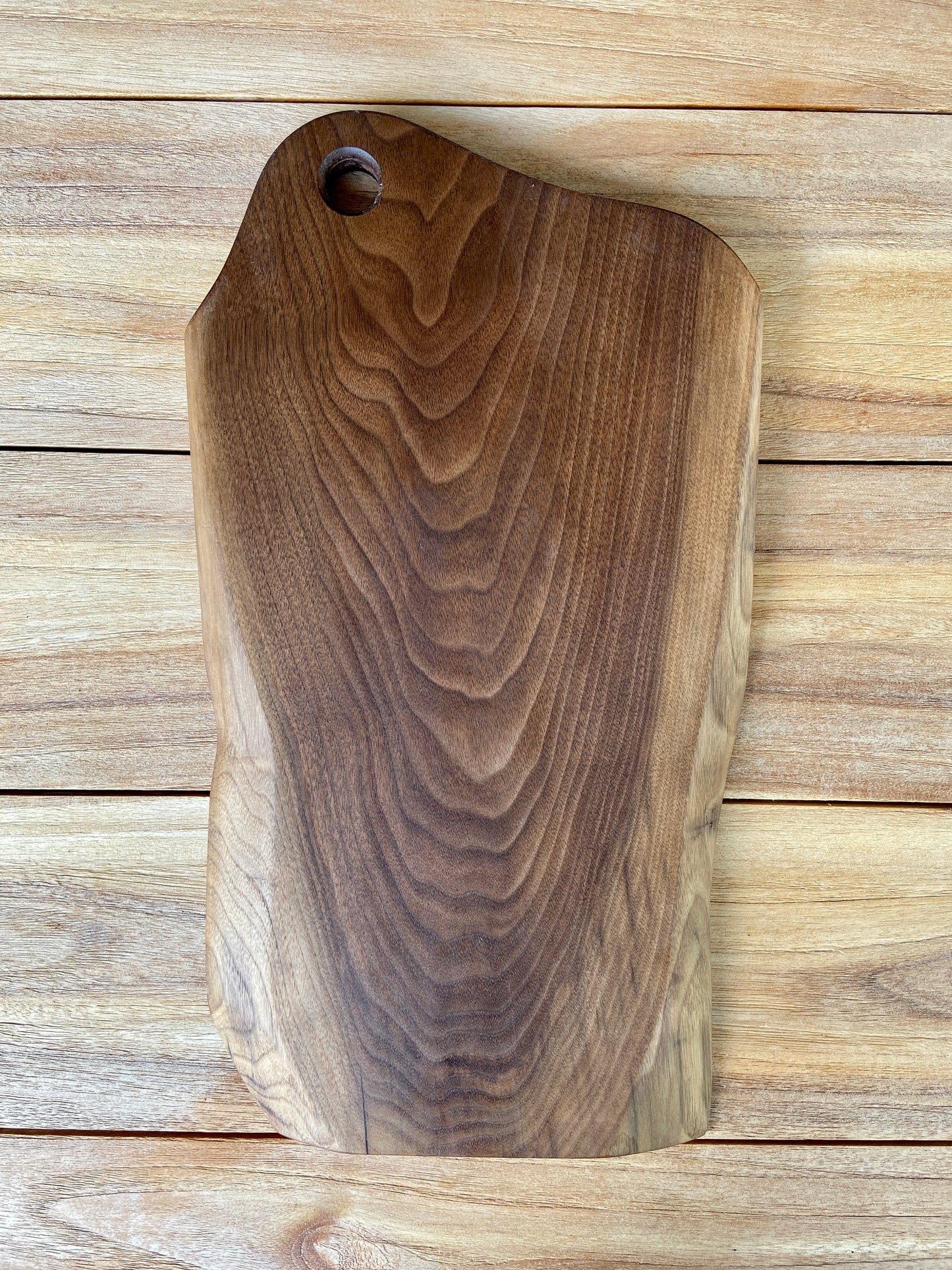 Charcuterie Board (Walnut)