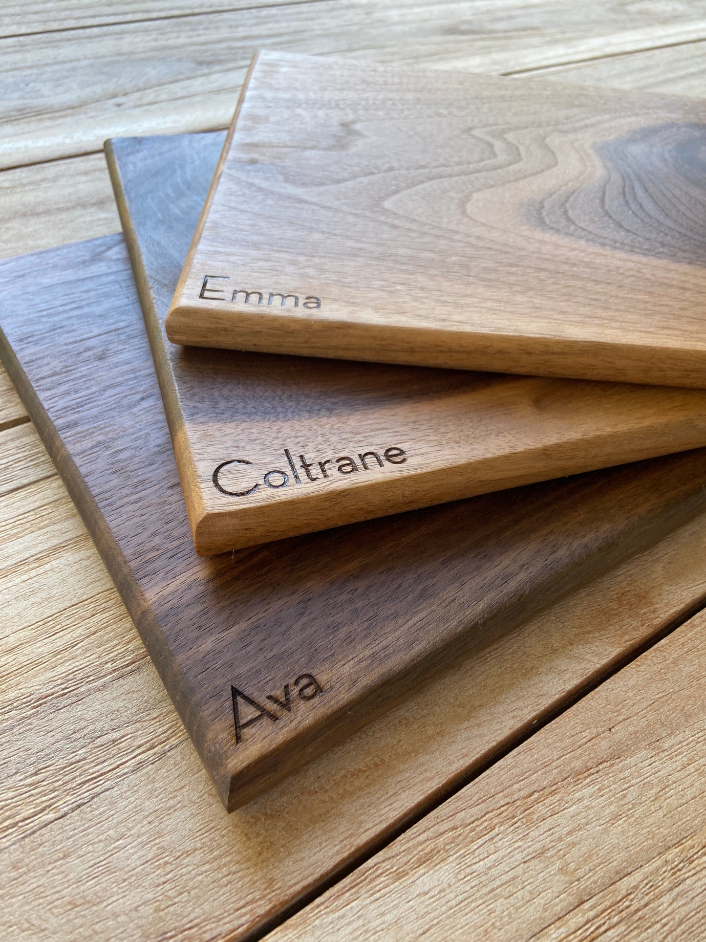 Small Cutting Board (Walnut)