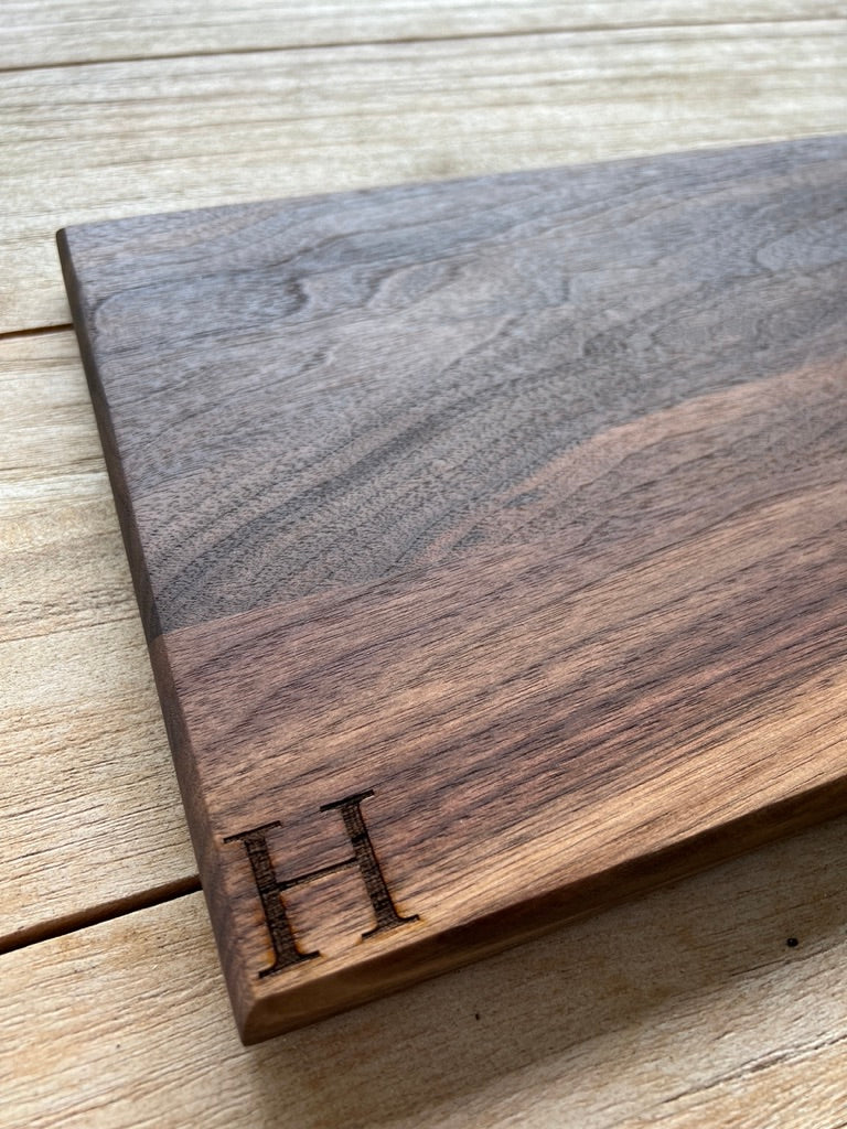 Small Cutting Board (Walnut)